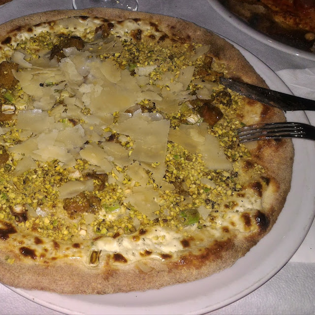 Pizza Pistacchio E Mortadella