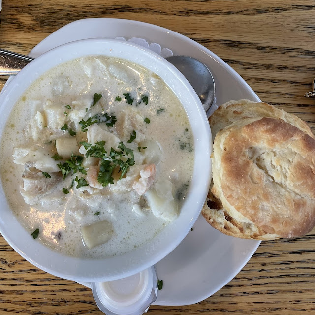 Traditional Maritime Seafood Chowder