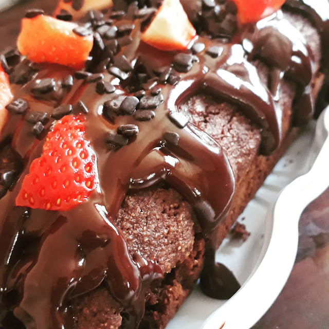 Brownie 0 de Farinha Sem Açúcar Feito de Chocolate Meio Amargo Callebaut