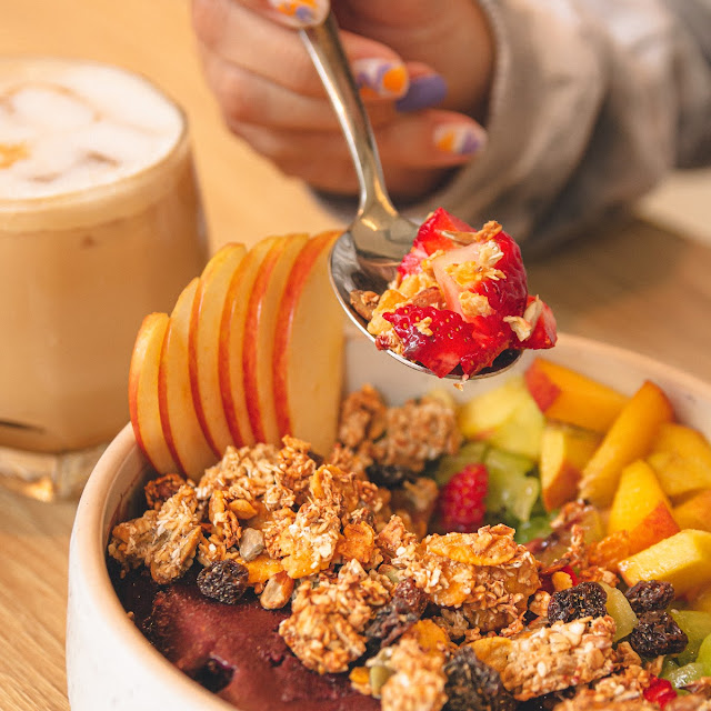 Bowl de Frutas de Estación
