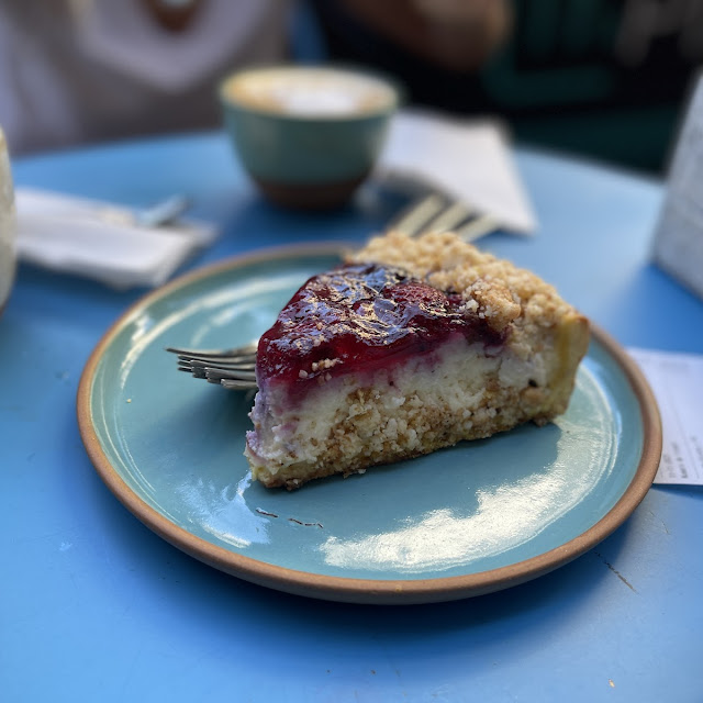 Torta de Ricota Y Frutos Rojos