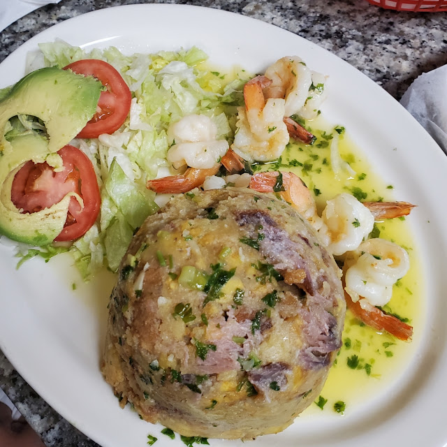 Mofongo Con Camarones Al Ajillo