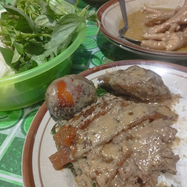 Nasi Gudeg Suwir