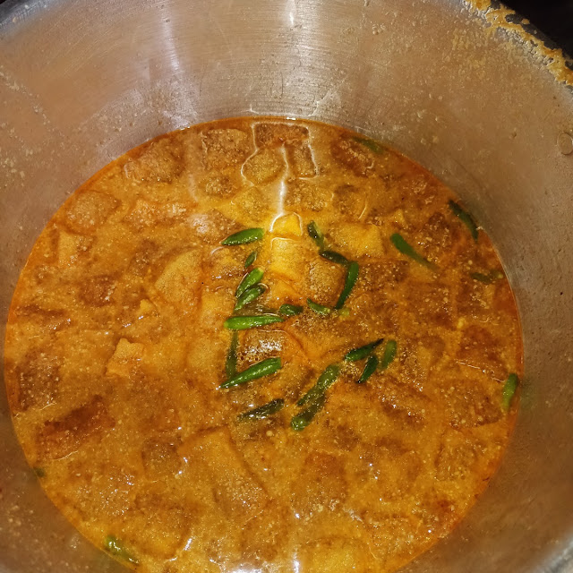 Bubur Areh Telur Suwir Sambal Krecek