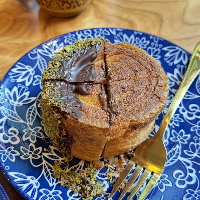 Nutella Croissant