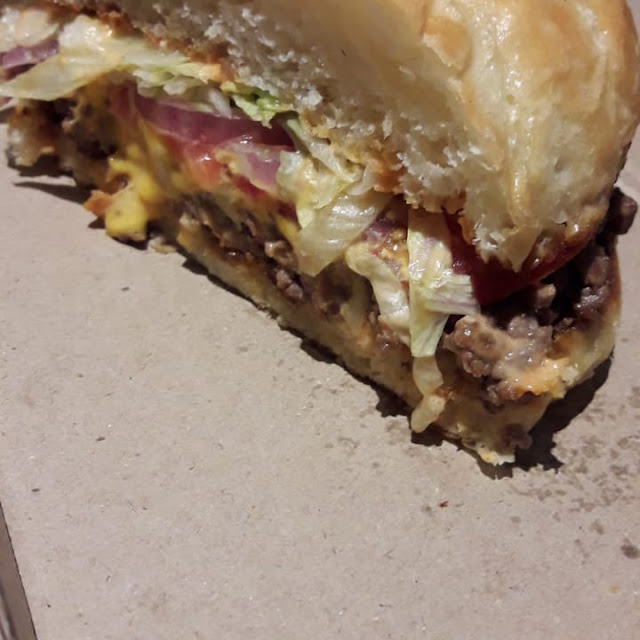 Es la Cheesebueger la Mas Simple Pero Exquisita