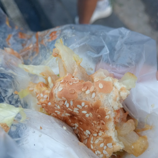 Hamburguesa Con Doble Queso Y Piña