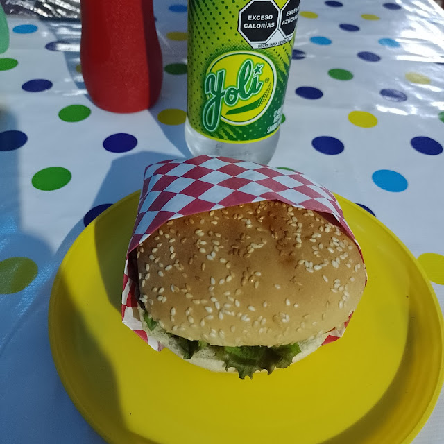Techno Burger El Tesoro