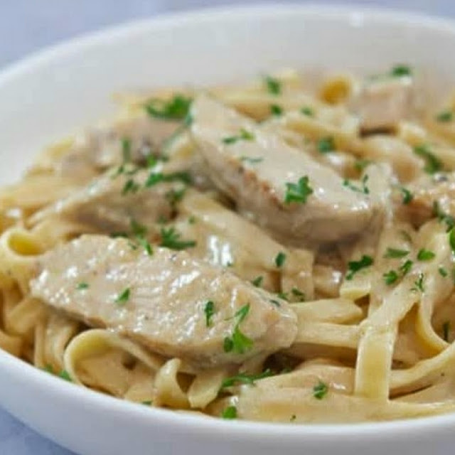 Chicken Fettuccine Alfredo