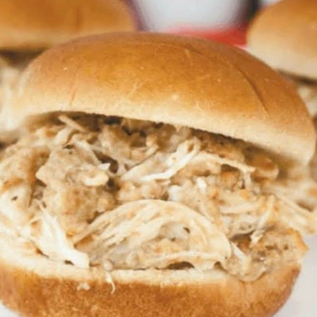 Shredded Chicken Sandwich