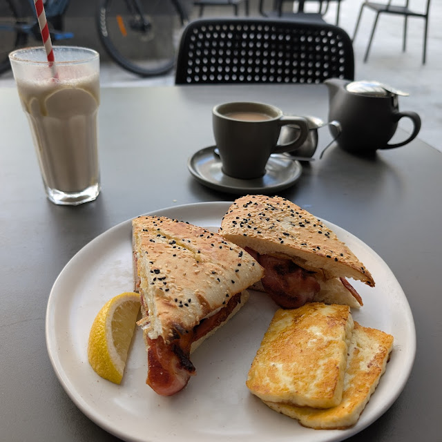 Bacon & Egg Turkish