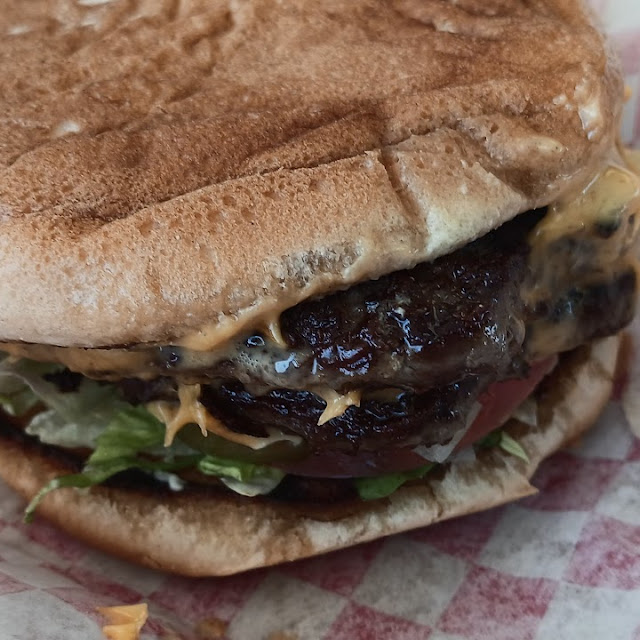 Double Cheeseburger
