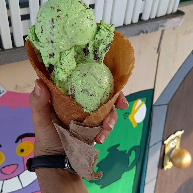 Helado de Menta Con Chispas de Chocolate