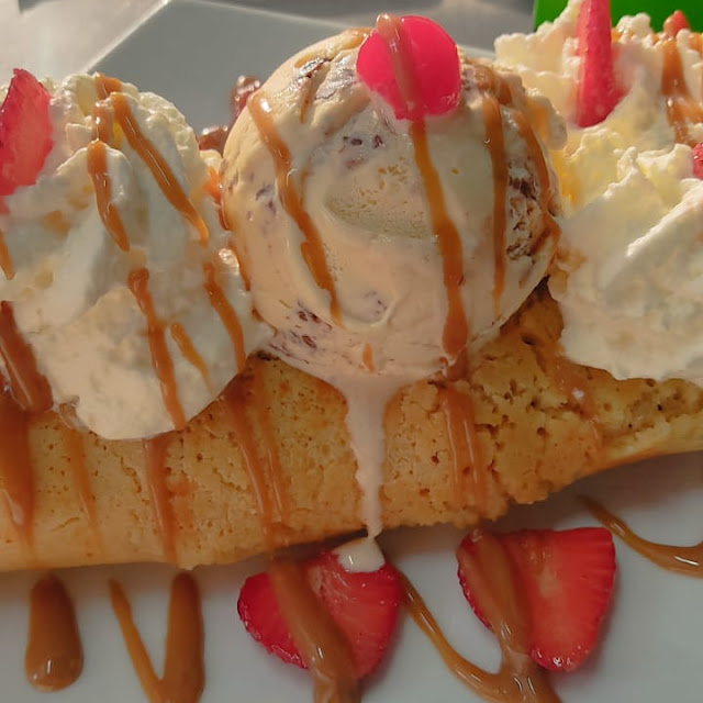 Crepes Con Helado