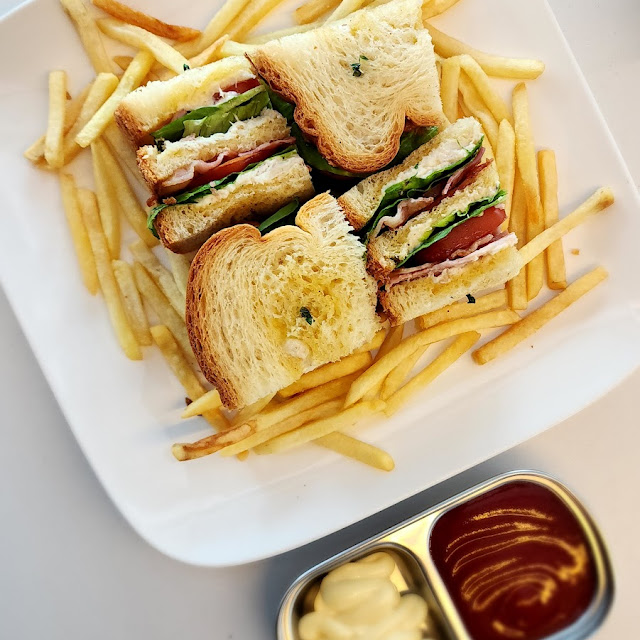 Clubhouse Sandwich