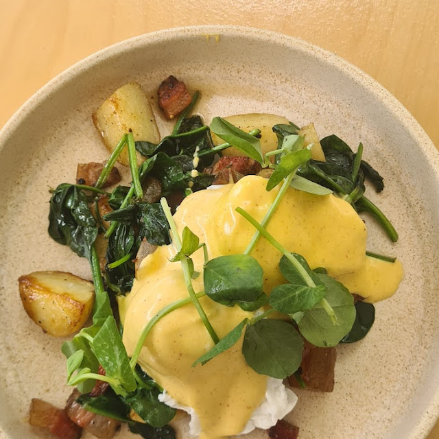 Eggs Benedict