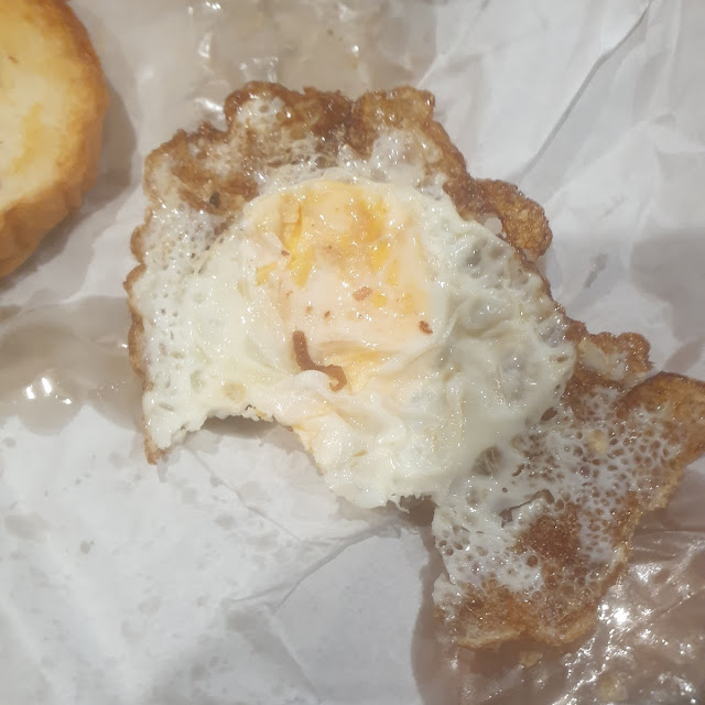 Bacon an Egg Roll