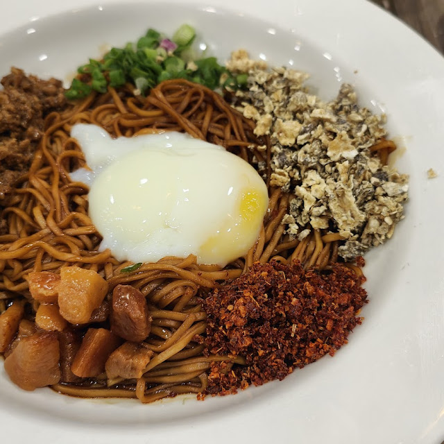 Hakka Mee with Chili