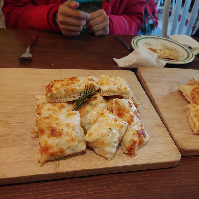 Cheesy Bread
