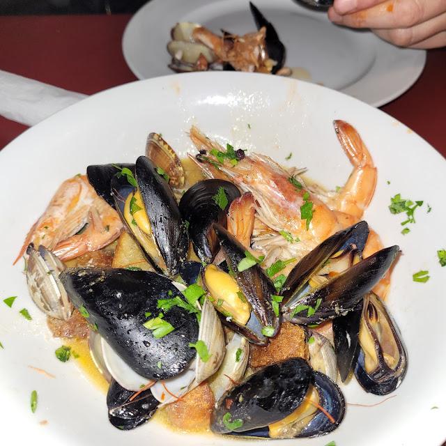 Paccheri Masaniello Gamberi E Frutti Di Mare