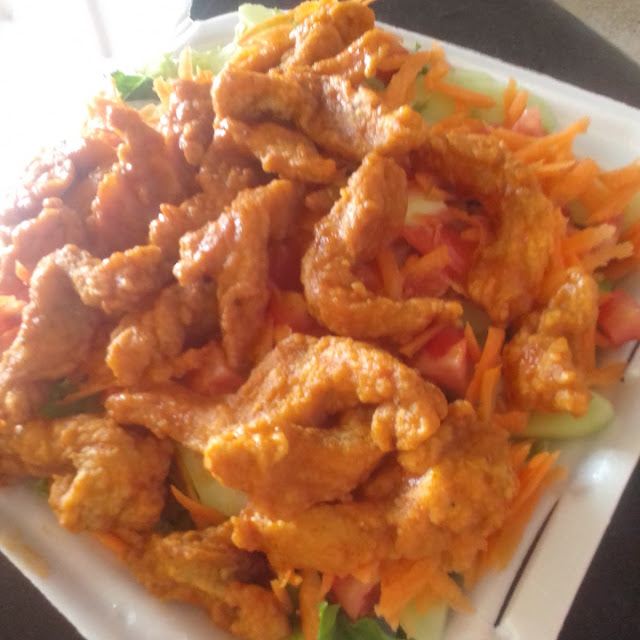Ensalada de Boneless