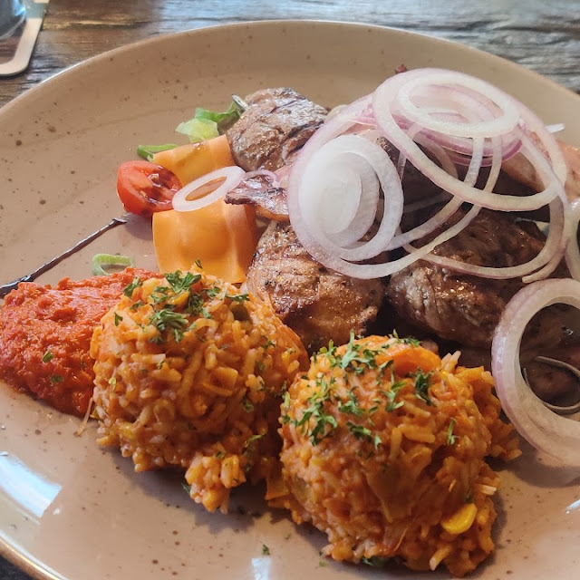 Grillteller Mit Djuvec Reis