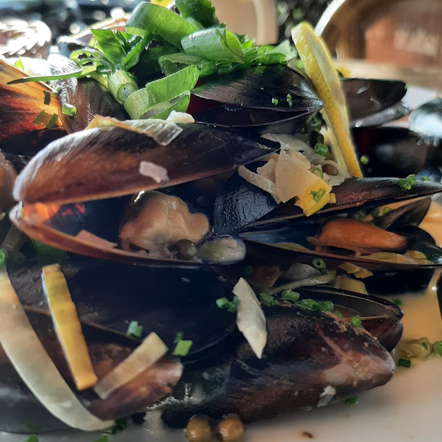 Miesmuscheln In Weißwein