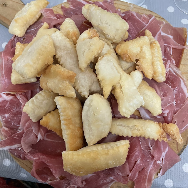Pasta Fritta Con Salumi