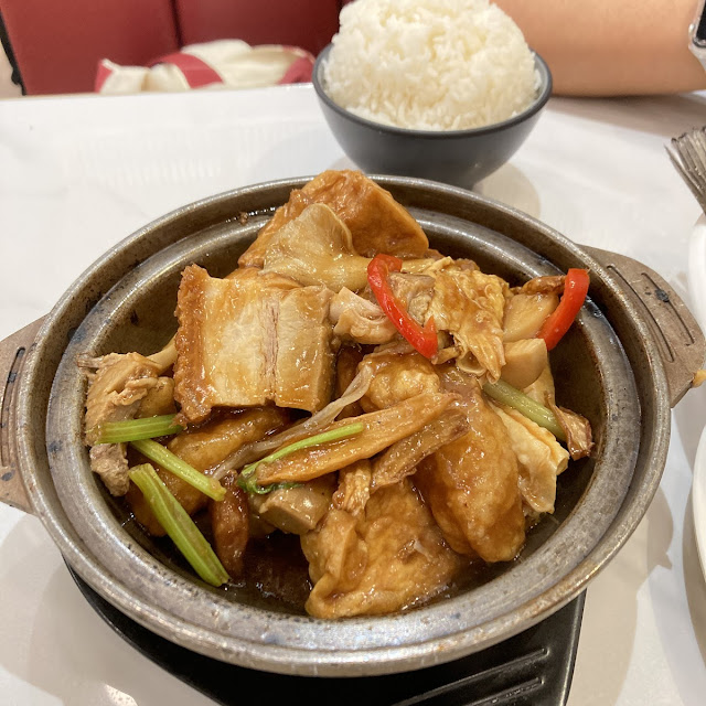 Bean Curd Stick and Fish Belly Pot
