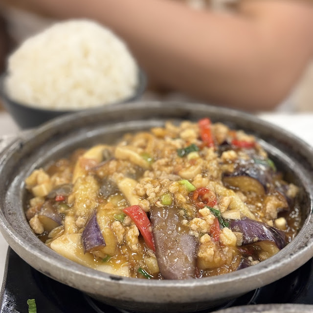 Spicy Eggplants with Minced Pork in Claypot
