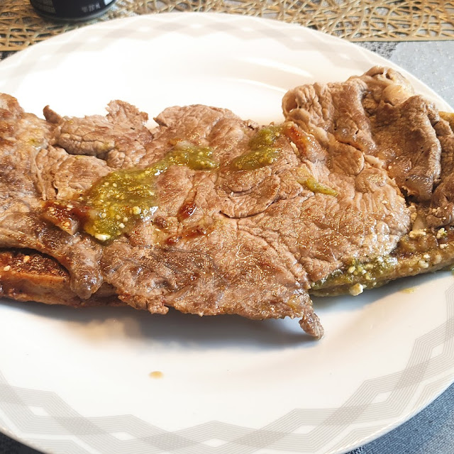 Huarache Con Costilla Y Queso