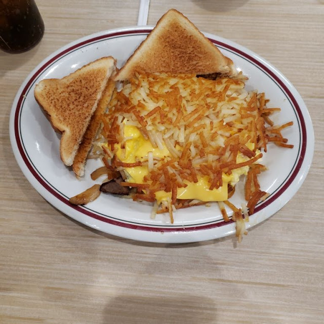 Philly Cheesesteak Omelet