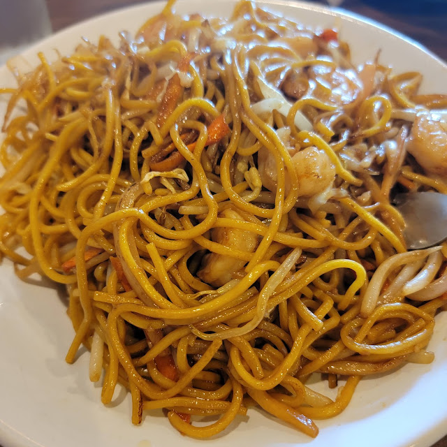 Lo Mein Noodles with Shrimp