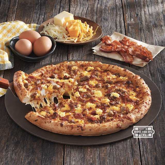 Lotsa Meat Pizza