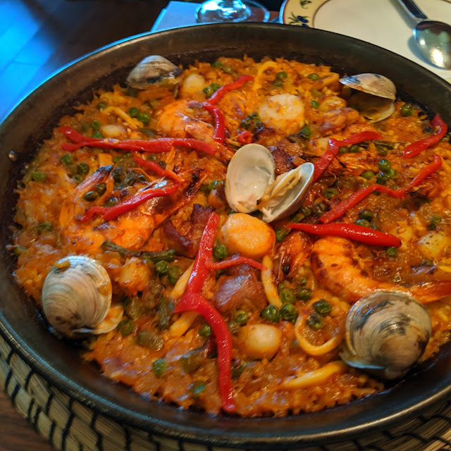 Seafood Paella with Shrimp and Clams