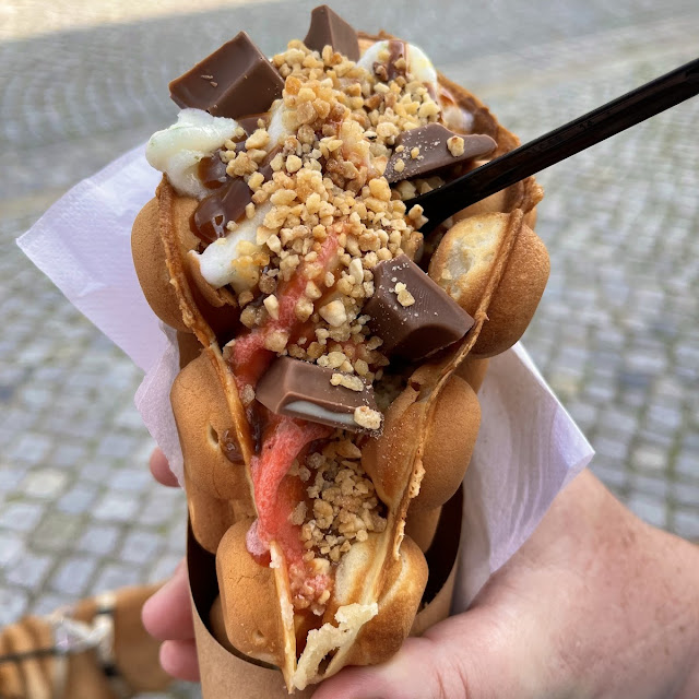 Pop Waffel Mit Eis Gefüllt Und Sahne