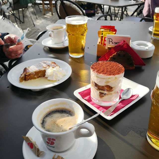 Apple Cake & Tiramisu