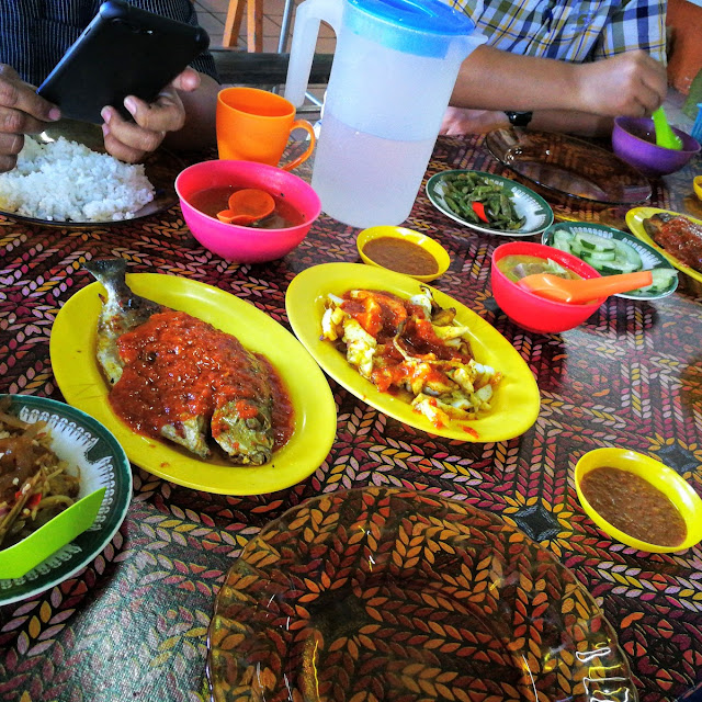 Ikan Bakar Dan Udang Bakar