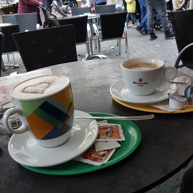 Cappuccino Und Espresso