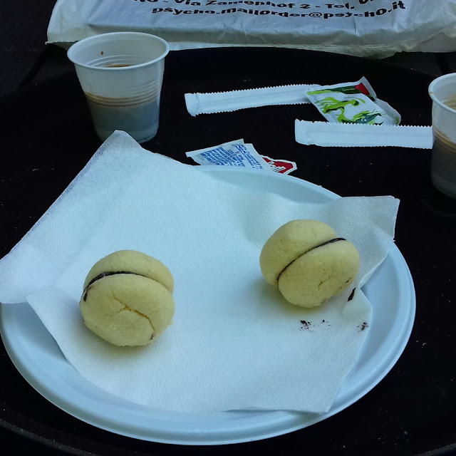 Dolci Baci Di Dama