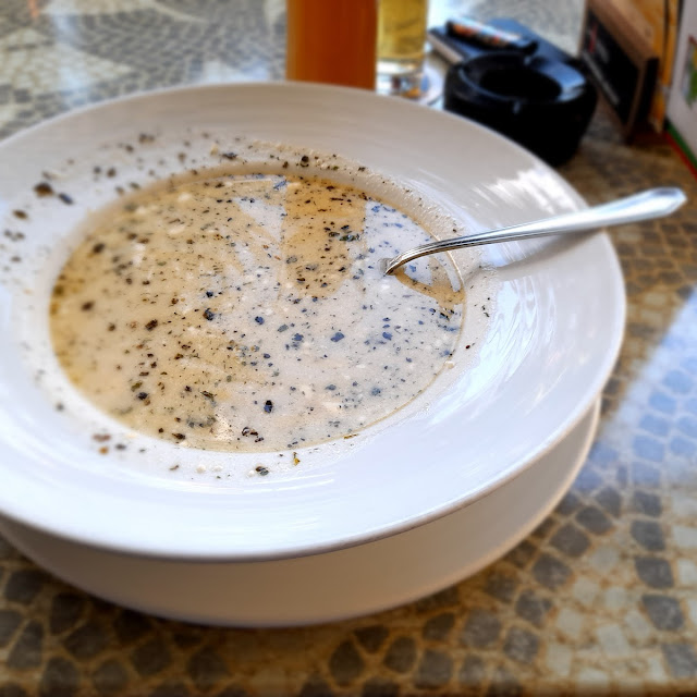 Käsesuppe