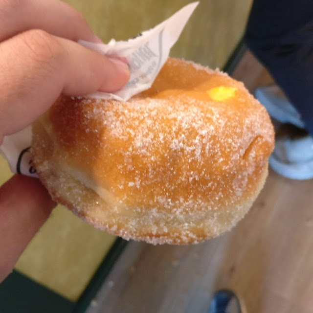 Bomba Alla Crema
