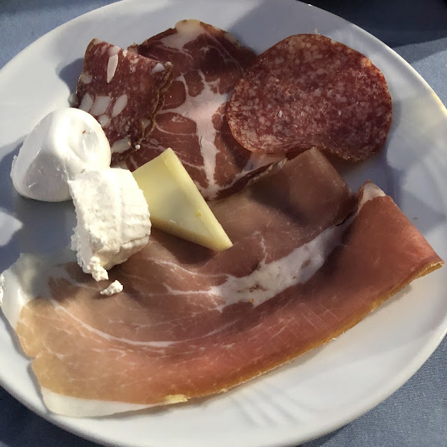 Mozzarella Ricotta E Formaggio