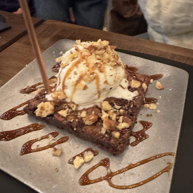 Brownie de Chocolate Con Helado