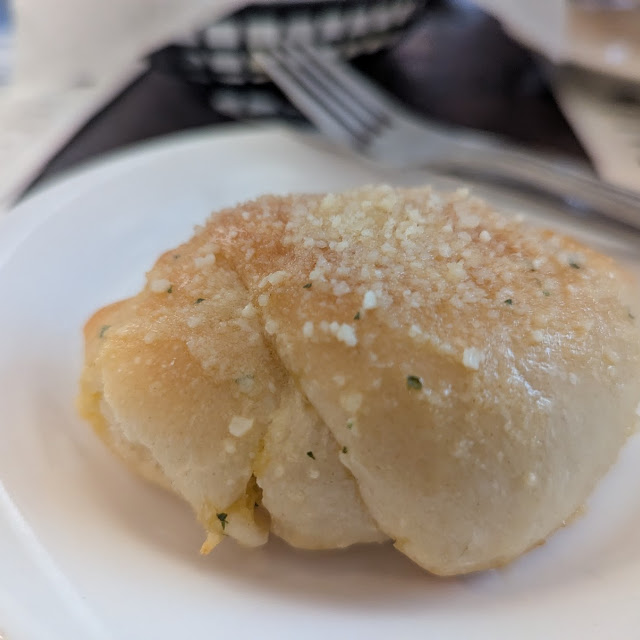 Italiano's Famous Garlic Knots Bread