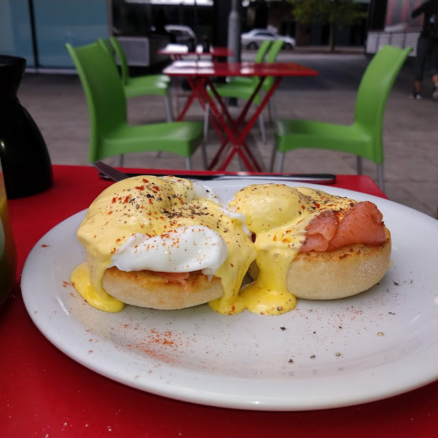 Eggs Royale