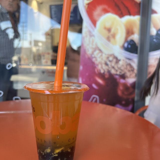 Peach Green Tea with Boba