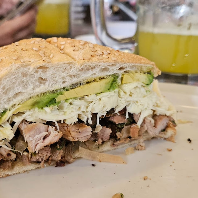 Cemita Con Carne Árabe