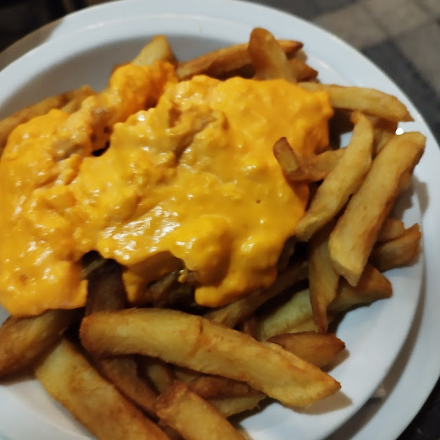 Papas Con Cheddar
