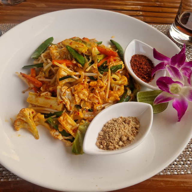 Chicken Pad Thai Noodles